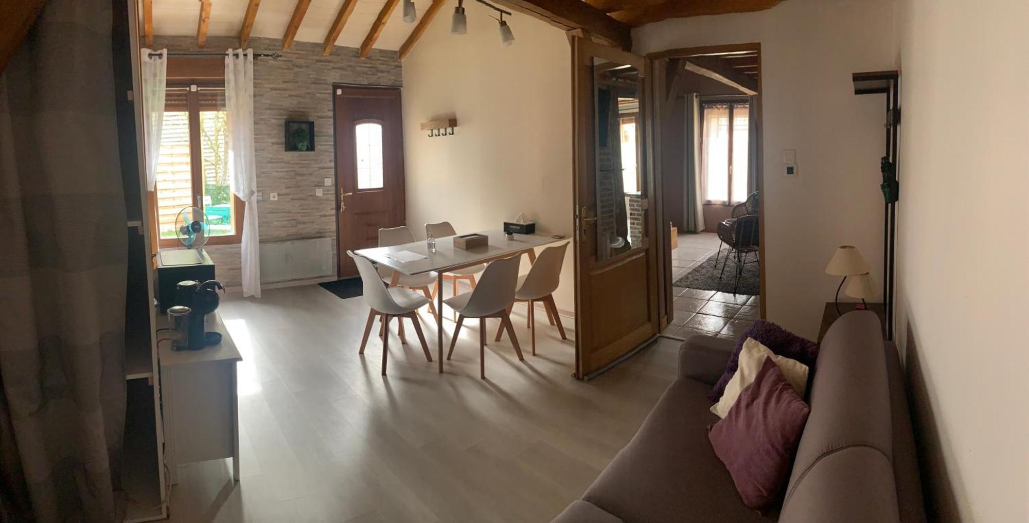 Chambre Salon Independant, Salle De Bain Wc Prives, Jardin Prive, Piscine Partagee Pres D'Un Lac 梅尼尔圣榭 外观 照片